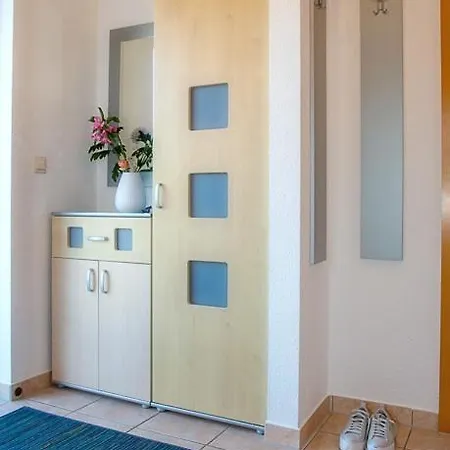 18 4, Weidenweg 18 D *