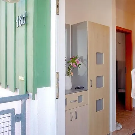 18 4, Weidenweg 18 D